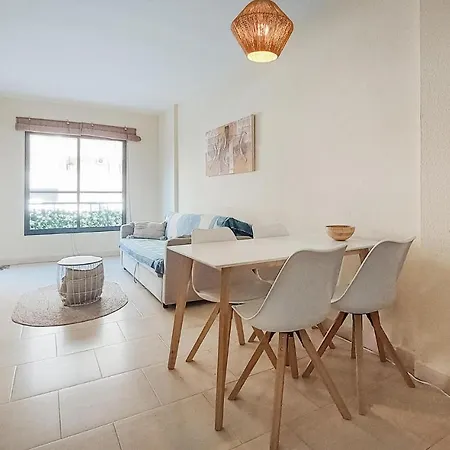 Front Flat In Fuengirola Apartamento