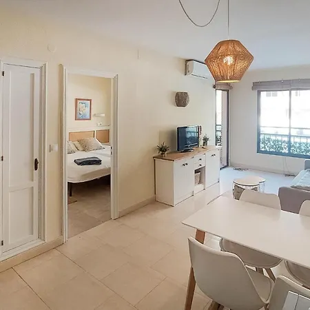 Front Flat In Fuengirola Malaga