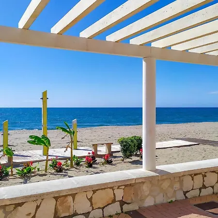 Front Flat In Fuengirola *